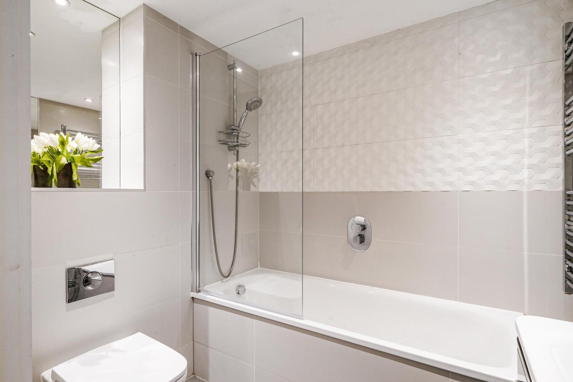 Luxury Apartment With Stunning Views On 10Th Floor Edgware Extérieur photo